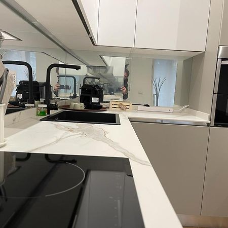 Kibilu - San Donato Vicinanze Irccs Policlinico Apartment San Donato Milanese Bagian luar foto
