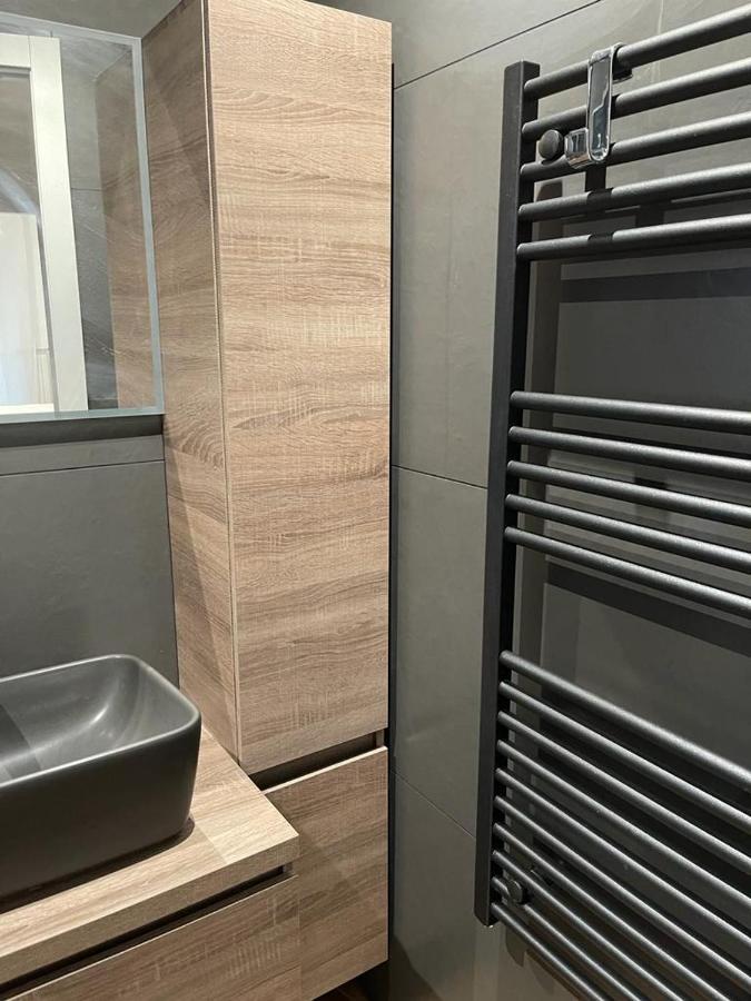 Kibilu - San Donato Vicinanze Irccs Policlinico Apartment San Donato Milanese Bagian luar foto