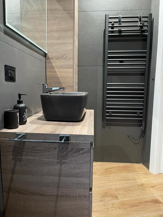 Kibilu - San Donato Vicinanze Irccs Policlinico Apartment San Donato Milanese Bagian luar foto